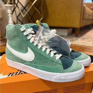 Nike Blazer Mid 77 Vintage Jade Ash Green